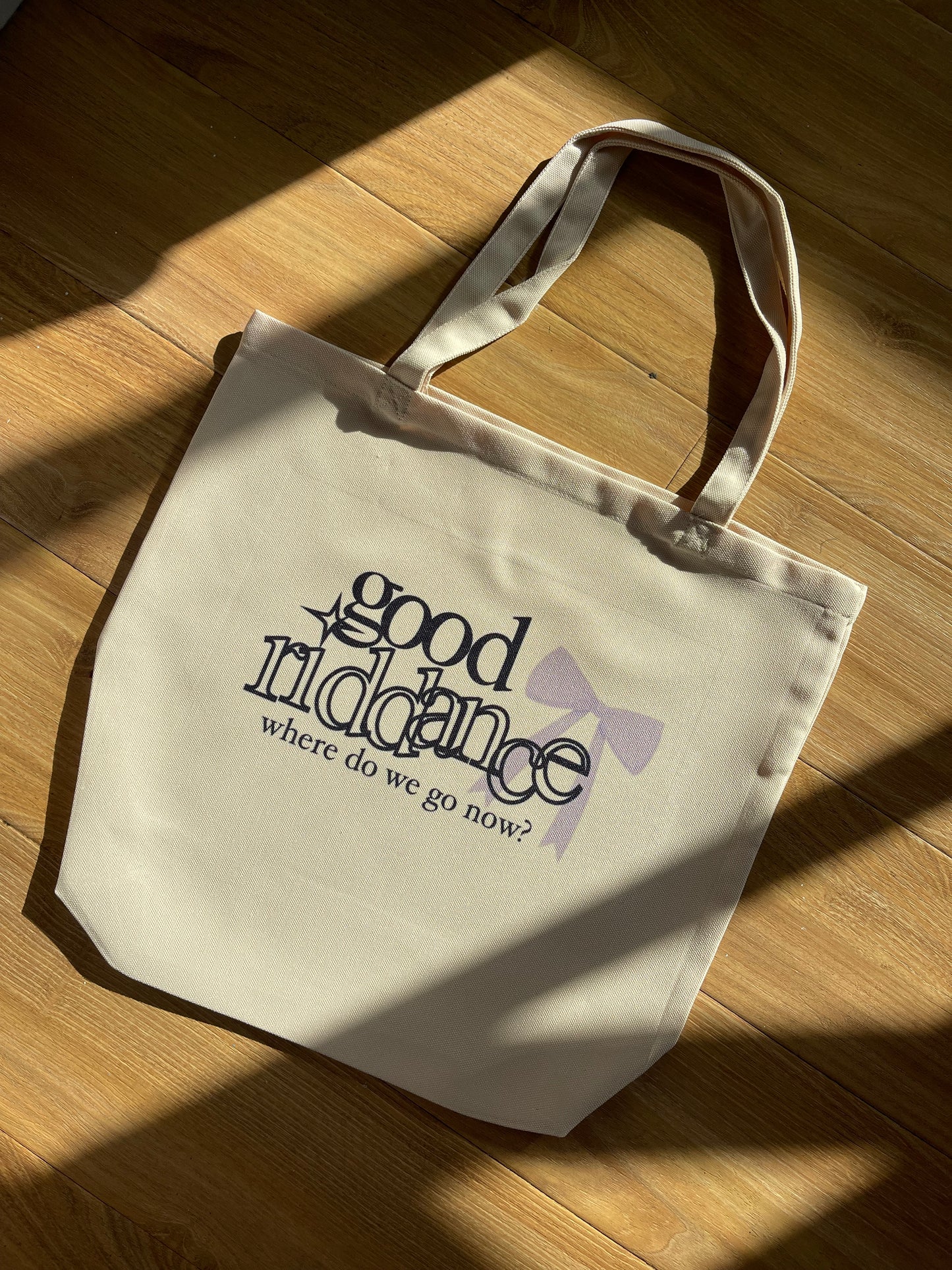 Gracie Abrams tote bag
