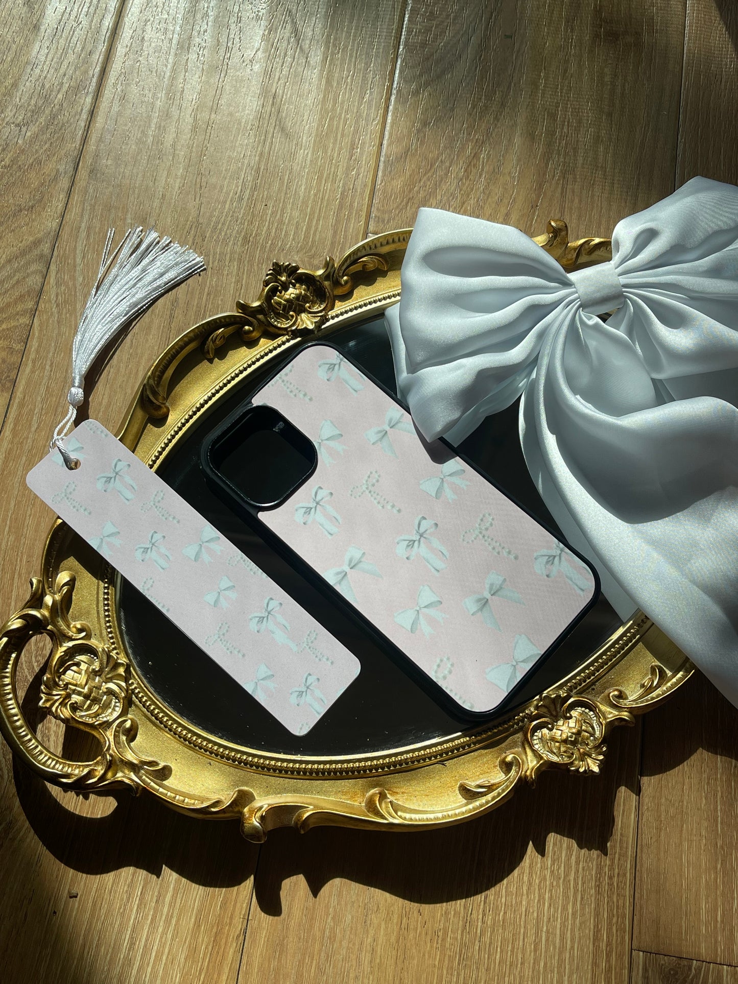 Bows phone case